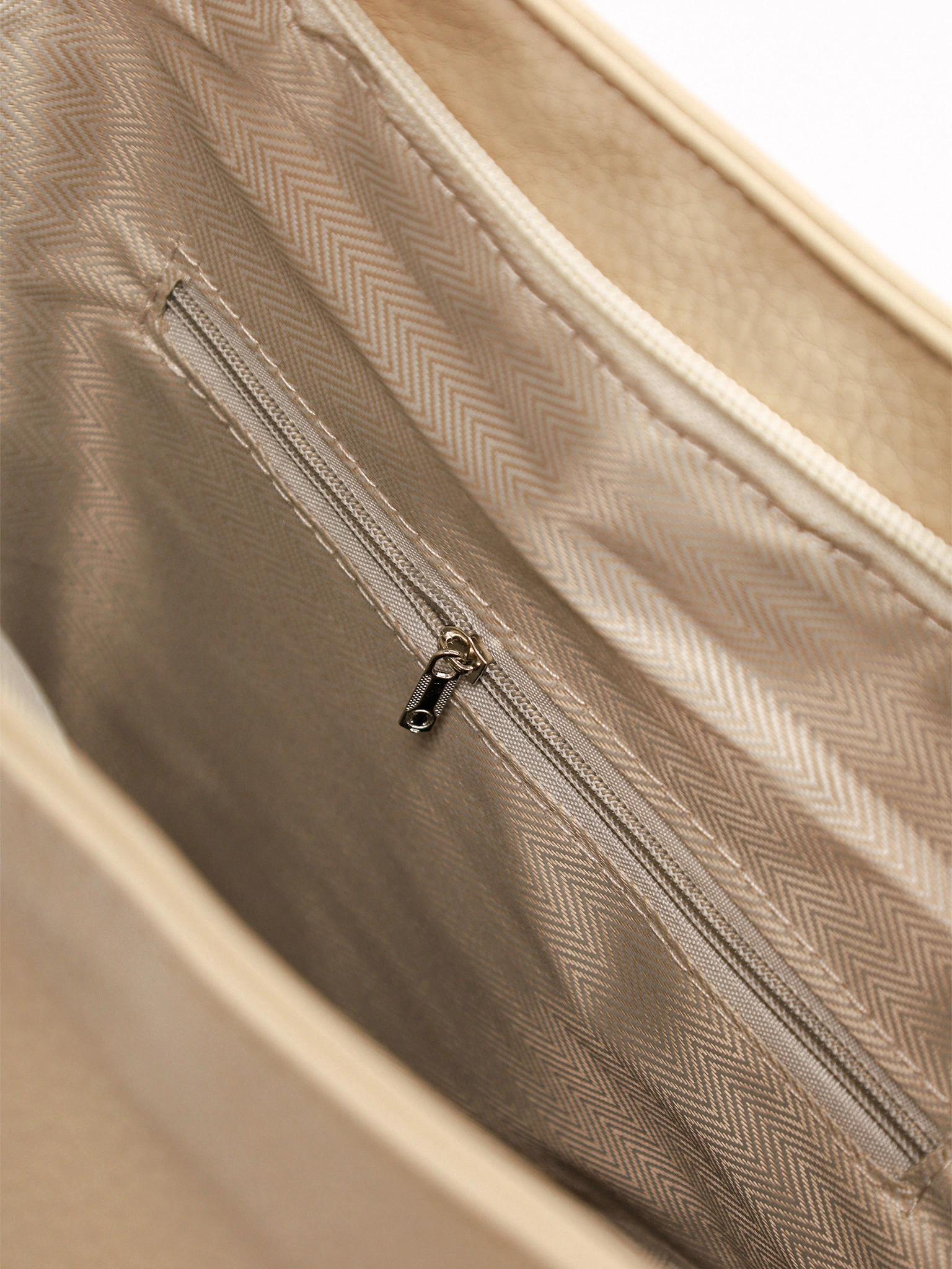 Сумка-шоппер  с регулируемыми ручками и декоративными пуллерами в ассортименте